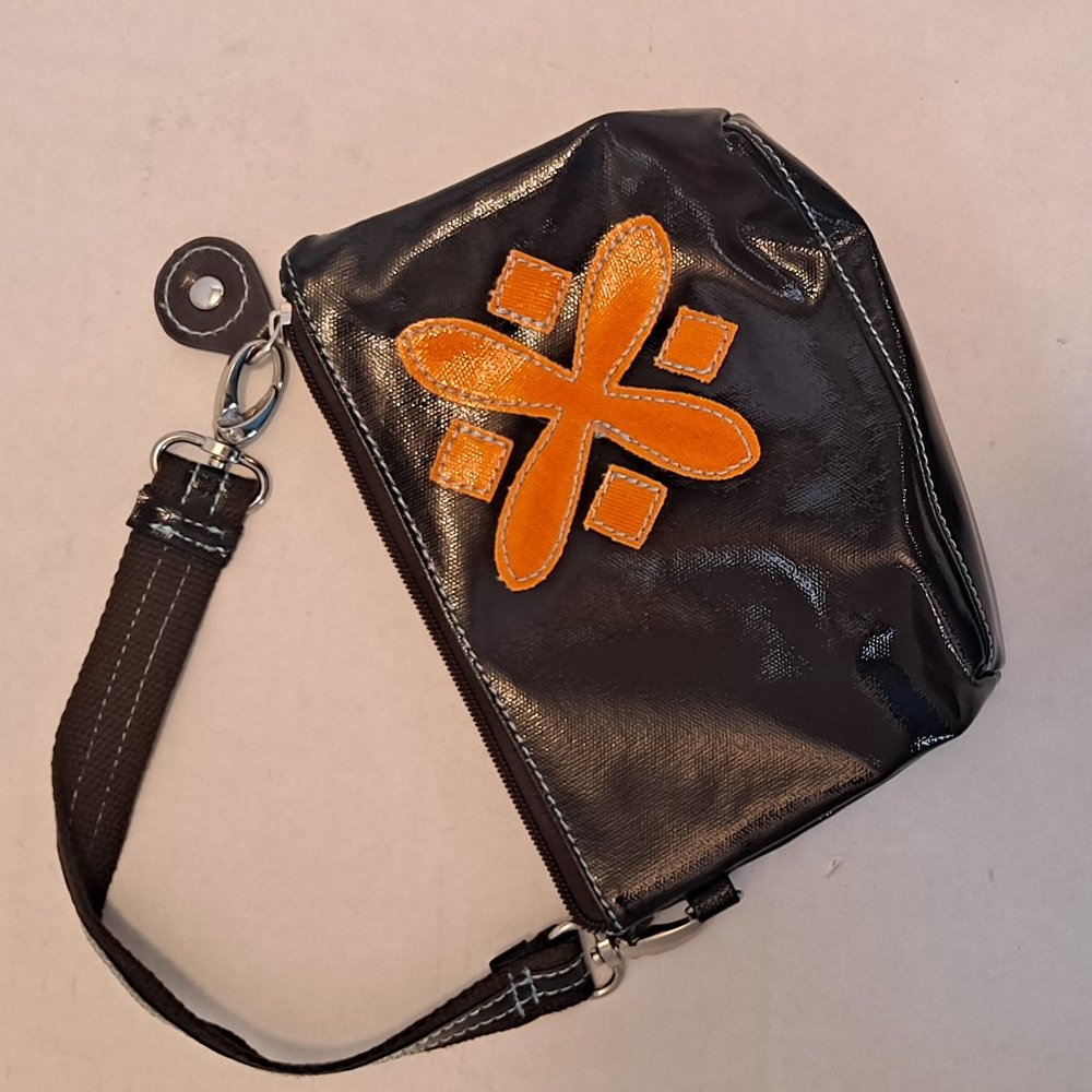 URBAN JUNKET WRISTLET